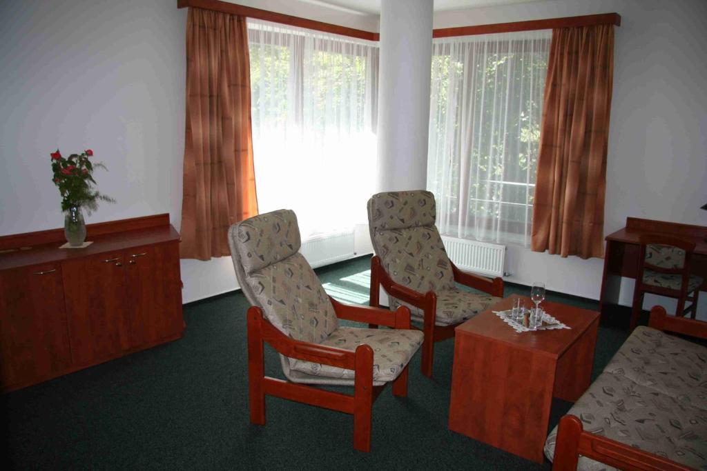 Lazensky Hotel Park Poděbrady Esterno foto